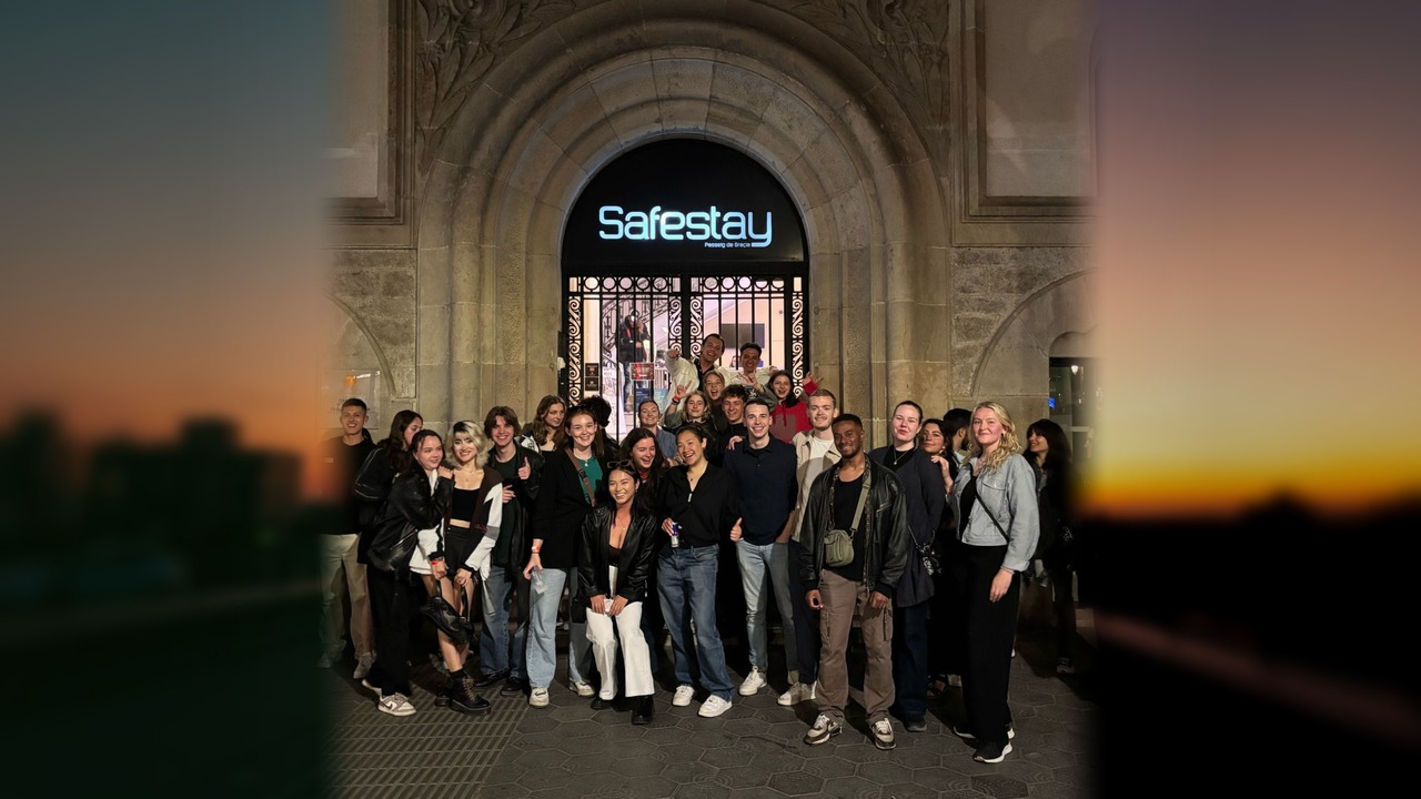 Barcelona Rooftop Party + Bars with VIP Club Entry en Pg. de Gràcia, 33, L'Eixample, 08007, Barcelona